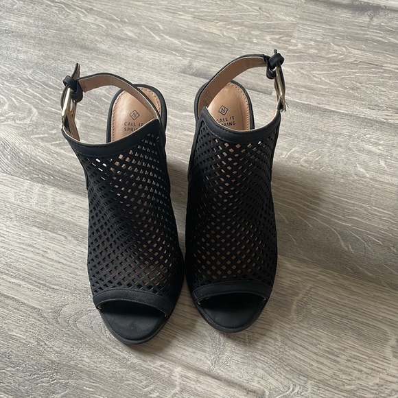 Call it spring black heels - Picture 3 of 6